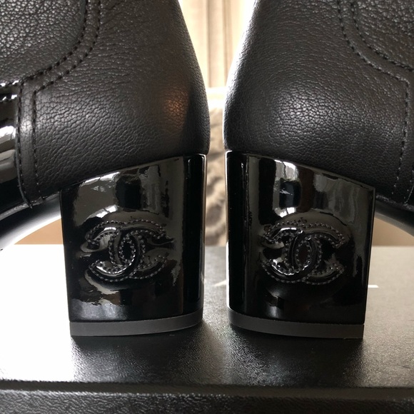 ❌SOLD❌NIB Chanel Leather High Boots - Picture 3 of 8